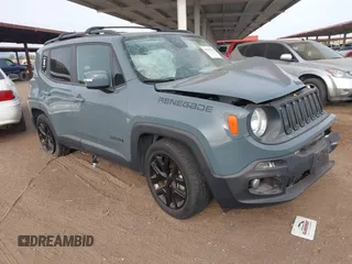 2017 Jeep Renegade Latitude z VIN ZACCJABBXHPG00433, wystawiony jako IAAI lot #41913750 z przebiegiem 68 883 mil mil oraz . Historia ofert i sprzedaży dostępna na DreamBid. Obrazek 1.