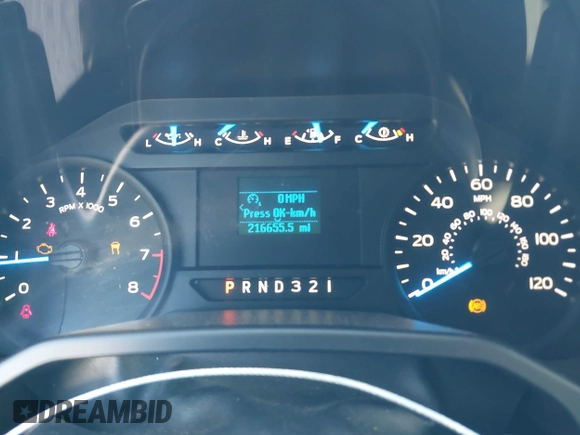 2015 Ford F-150 XL with VIN 1FTEX1C89FFC78555, listed as a IAAI auction lot 41989102 with 216,655 mi miles. Bid and sale history available at carsss.com. Image 7.