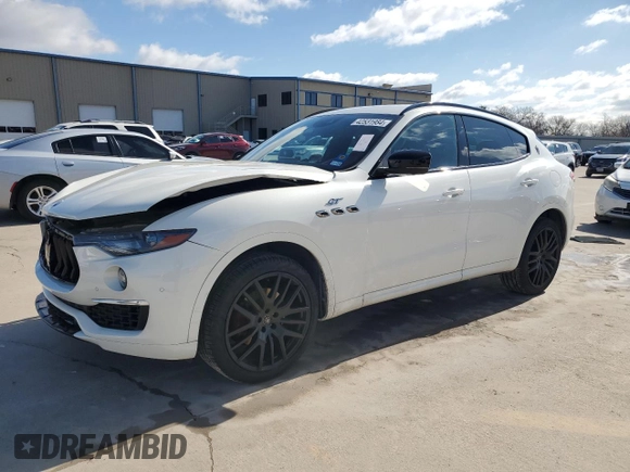 2022 Maserati Levante GT with VIN ZN661XUA1NX400259, listed as a Copart auction lot 42531984 with 26,229 mi miles. Bid and sale history available at carsss.com. Image 1.
