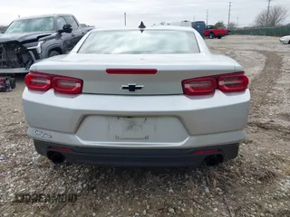 2019 Chevrolet Camaro 1LS with VIN 1G1FB1RX6K0138471, listed as a IAAI auction lot 41726785 with 71,149 mi miles and . Bid and sale history available at carsss.com. Image 16.