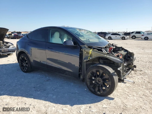 2023 Tesla Model Y Long Range with VIN 7SAYGDEE5PA100116, listed as a Copart auction lot 45713965 with 32,005 mi miles and Salvage Title. Bid and sale history available at carsss.com. Image 4.