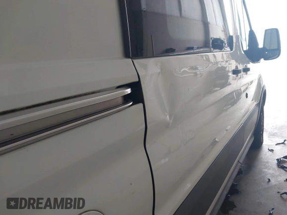 2016 Ford Transit with VIN 1FTBW2CM2GKA02624, listed as a IAAI auction lot 39028689 with 199,344 mi miles and . Bid and sale history available at carsss.com. Image 6.