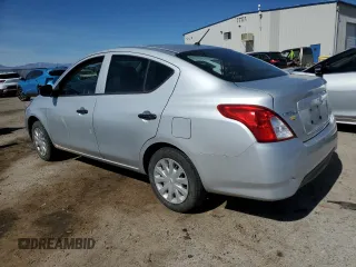 2017 Nissan Versa S z VIN 3N1CN7AP1HL887077, wystawiony jako Copart lot #55360465 z przebiegiem 88 093 mil mil oraz Szkoda całkowita • Salvage title. Historia ofert i sprzedaży dostępna na DreamBid. Obrazek 2.