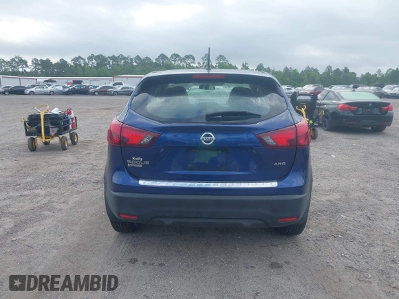 2017 Nissan Rogue Sport SL with VIN JN1BJ1CR7HW101392, listed as a IAAI auction lot 42142211 with 108,869 mi miles. Bid and sale history available at carsss.com. Image 16.