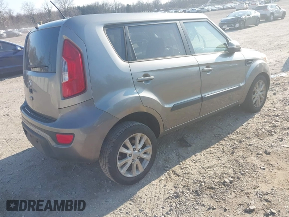 2012 Kia Soul + with VIN KNDJT2A68C7370716, listed as a IAAI auction lot 41726118 with 107,688 mi miles. Bid and sale history available at carsss.com. Image 4.