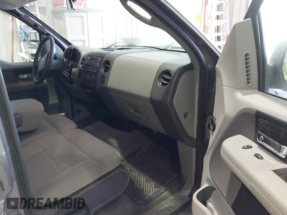 2008 Ford F-150 XL with VIN 1FTRW12W18KB96138, listed as a IAAI auction lot 41813013 with 159,920 mi miles. Bid and sale history available at carsss.com. Image 5.