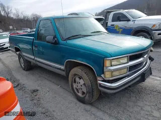 1995 Chevrolet C/K 1500 with VIN 1GCEK14K6SE260426, listed as a IAAI auction lot 41404710 with NaN miles. Bid and sale history available at carsss.com. Image 1.