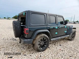 2022 Jeep Wrangler Unlimited Sahara with VIN 1C4JJXP61NW170425, listed as a Copart auction lot 60683715 with 51,847 mi miles and Salvage title. Bid and sale history available at DreamBid. Image 3.