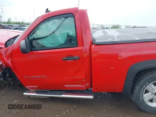 2013 Chevrolet Silverado 1500 LT with VIN 1GCNKSE07DZ108797, listed as a IAAI auction lot 42137251 with Not Provided miles and . Bid and sale history available at DreamBid. Image 15.