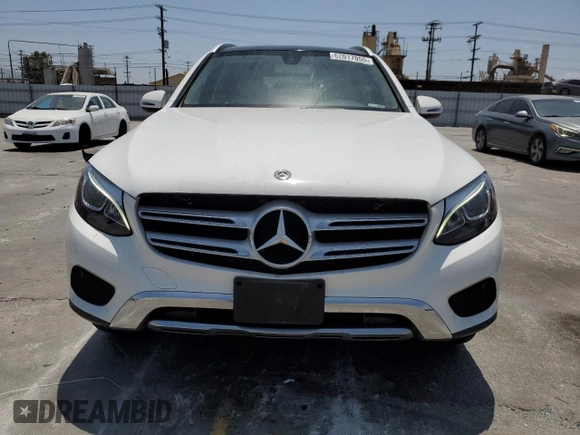2019 Mercedes-Benz GLC 300 with VIN WDC0G4JB5KF614670, listed as a Copart auction lot 62017055 with 56,575 mi miles and Salvage title. Bid and sale history available at DreamBid. Image 5.
