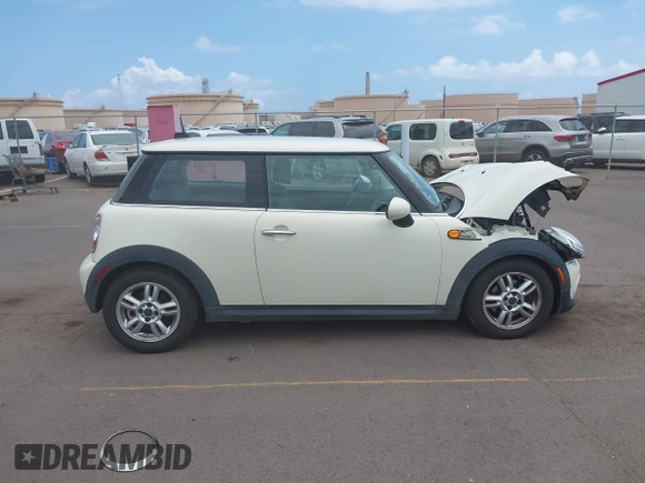 2012 MINI Hardtop with VIN WMWSU3C54CT262450, listed as a IAAI auction lot 42148430 with 55,250 mi miles and . Bid and sale history available at DreamBid. Image 14.