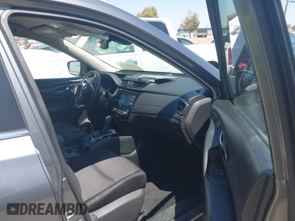 2019 Nissan Rogue SV with VIN JN8AT2MTXKW261572, listed as a IAAI auction lot 42729771 with 161,182 mi miles and . Bid and sale history available at DreamBid. Image 5.