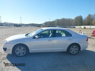 2011 Ford Fusion SE with VIN 3FAHP0HG3BR289870, listed as a IAAI auction lot 41853874 with 149,881 mi miles. Bid and sale history available at carsss.com. Image 14.