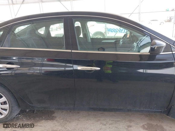 2019 Nissan Sentra S with VIN 3N1AB7AP6KY217342, listed as a IAAI auction lot 41712123 with 107,886 mi miles. Bid and sale history available at carsss.com. Image 13.