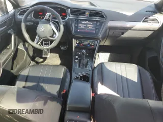 2022 Volkswagen Tiguan SE R-Line Black with VIN 3VVCB7AX5NM080672, listed as a Copart auction lot 48558245 with 29,934 mi miles and Salvage Title. Bid and sale history available at DreamBid. Image 8.