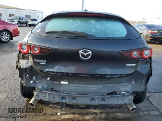 2022 Mazda Mazda3 Hatchback Premium with VIN JM1BPBML7N1517107, listed as a Copart auction lot 42238163 with 8,174 mi miles. Bid and sale history available at carsss.com. Image 6.