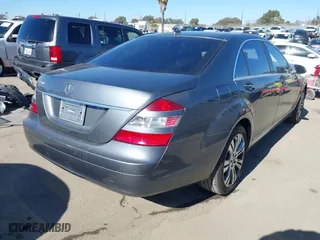 2009 Mercedes-Benz S-Class 5.5L V8 with VIN WDDNG71XX9A245942, listed as a IAAI auction lot 41376420 with 112,831 mi miles. Bid and sale history available at carsss.com. Image 4.