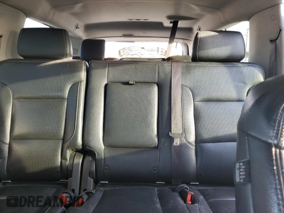 2016 GMC Yukon XL SLE with VIN 1GKS1FKC3GR241335, listed as a Copart auction lot 48038985 with 261,807 mi miles and Clean Title. Bid and sale history available at carsss.com. Image 10.