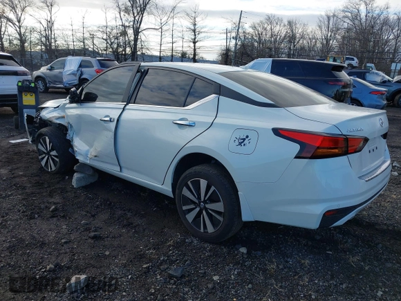 2021 Nissan Altima SV z VIN 1N4BL4DW7MN311171, wystawiony jako IAAI lot #41482325 z przebiegiem 35 224 mil mil oraz . Historia ofert i sprzedaży dostępna na DreamBid. Obrazek 3.