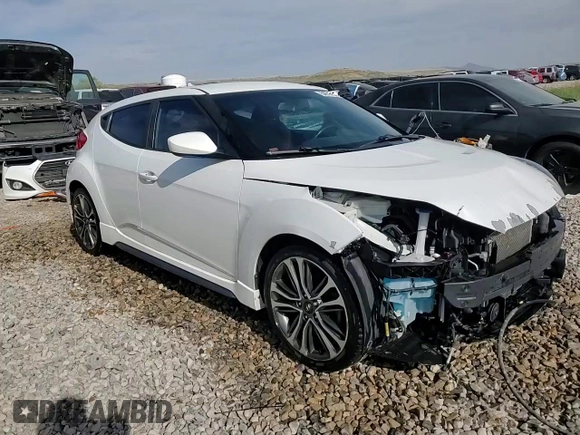 2016 Hyundai Veloster Turbo z VIN KMHTC6AE6GU302201, wystawiony jako Copart lot #54613235 z przebiegiem 105 796 mil mil oraz Szkoda całkowita • Salvage title. Historia ofert i sprzedaży dostępna na DreamBid. Obrazek 14.