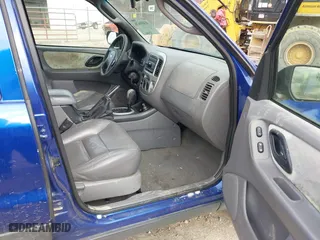 2006 Ford Escape XLT with VIN 1FMYU03146KB87070, listed as a IAAI auction lot 41451676 with 180,415 mi miles. Bid and sale history available at carsss.com. Image 5.