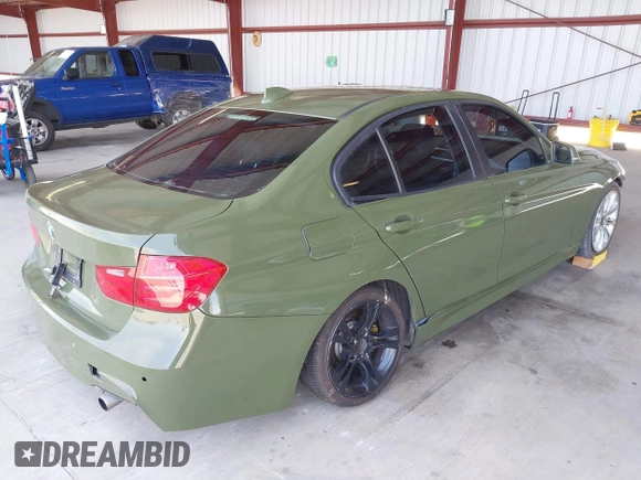 2012 BMW 3 Series 335i с VIN WBA3A9C55CFX59649, выставлен на аукционе IAAI как лот 42092969 с пробегом 182 620 миль миль и . История ставок и продаж доступна на DreamBid. Изображение 4.