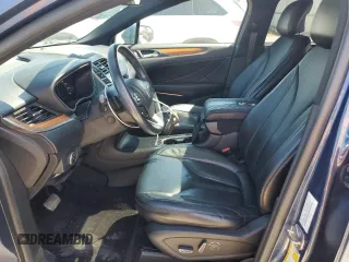 2018 Lincoln MKC Select with VIN 5LMCJ2D9XJUL29144, listed as a Copart auction lot 58049705 with 35,695 mi miles and Salvage title. Bid and sale history available at DreamBid. Image 7.