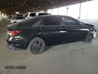 2021 Hyundai Elantra SEL with VIN 5NPLS4AG8MH042256, listed as a Copart auction lot 88376455 with 82,524 mi miles and Salvage Title. Bid and sale history available at carsss.com. Image 3.