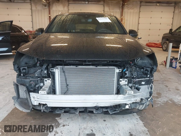 2023 Audi Q7 Premium with VIN WA1AXBF73PD000720, listed as a IAAI auction lot 42335398 with 26,736 mi miles and . Bid and sale history available at DreamBid. Image 6.