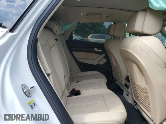 2023 Audi Q5 S line Prestige z VIN WA1FAAFY1P2124068, wystawiony jako Copart lot #60449165 z przebiegiem 19 763 mil mil oraz Szkoda całkowita • Salvage title. Historia ofert i sprzedaży dostępna na DreamBid. Obrazek 11.