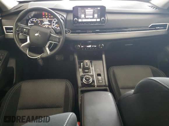 2024 Mitsubishi Outlander ES z VIN JA4J3UA84RZ074662, wystawiony jako Copart lot #55206415 z przebiegiem 17 170 mil mil oraz Czysty tytuł • Clean title. Historia ofert i sprzedaży dostępna na DreamBid. Obrazek 8.