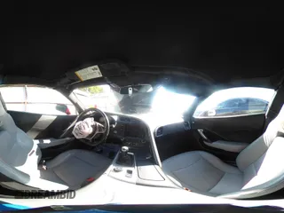 2018 Chevrolet Corvette 2LT z VIN 1G1YC2D76J5105586, wystawiony jako IAAI lot #41869092 z przebiegiem 76 356 mil mil oraz . Historia ofert i sprzedaży dostępna na DreamBid. Obrazek 20.