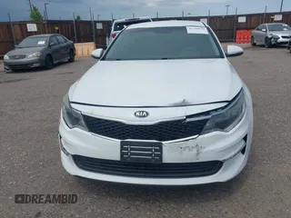 2017 Kia Optima LX z VIN 5XXGT4L38HG173231, wystawiony jako IAAI lot #42340849 z przebiegiem 100 174 mil mil oraz . Historia ofert i sprzedaży dostępna na DreamBid. Obrazek 6.