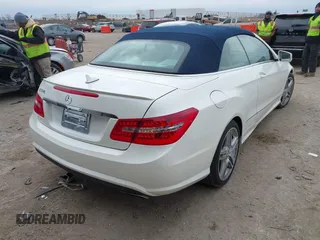 2011 Mercedes-Benz E-Class E 550 with VIN WDDKK7CF7BF108732, listed as a IAAI auction lot 41592820 with 53,640 mi miles. Bid and sale history available at carsss.com. Image 4.