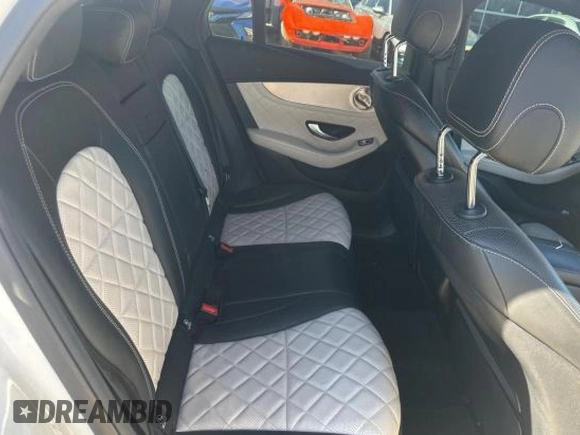 2019 Mercedes-Benz GLC with VIN WDC0J6EB1KF532622, listed as a Copart auction lot 82469304 with 56,211 mi miles and Clean Title. Bid and sale history available at carsss.com. Image 6.