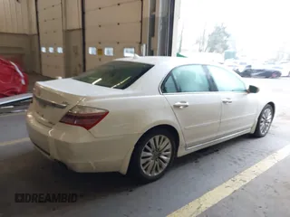 2011 Acura RL Technology with VIN JH4KB2F66BC000465, listed as a IAAI auction lot 41312767 with 129,418 mi miles and . Bid and sale history available at DreamBid. Image 4.
