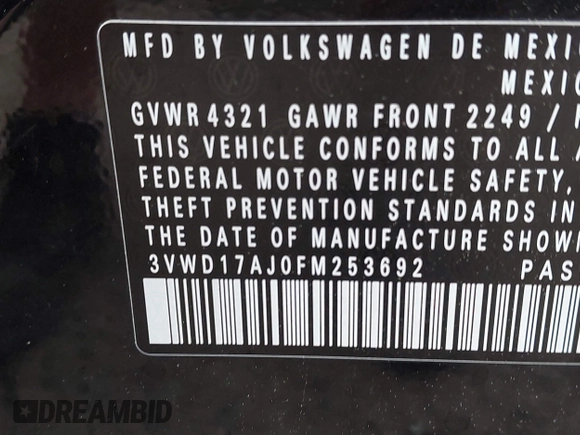 2015 Volkswagen Jetta SE with VIN 3VWD17AJ0FM253692, listed as a IAAI auction lot 42269625 with 133,143 mi miles and . Bid and sale history available at DreamBid. Image 9.