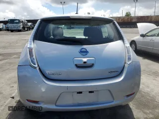 2017 Nissan LEAF SV z VIN 1N4BZ0CP1HC309077, wystawiony jako Copart lot #49010165 z przebiegiem 44 281 mil mil oraz Szkoda całkowita • Salvage title. Historia ofert i sprzedaży dostępna na DreamBid. Obrazek 6.