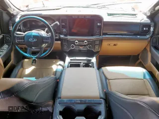 2024 Ford F-250 XL z VIN 1FT8W2BM2REC02142, wystawiony jako Copart lot #58368065 z przebiegiem 18 776 mil mil oraz Nie do naprawy • Non repairable. Historia ofert i sprzedaży dostępna na DreamBid. Obrazek 8.