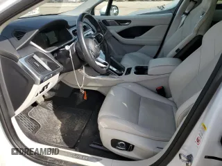 2019 Jaguar I-Pace HSE z VIN SADHD2S15K1F76180, wystawiony jako Copart lot #71245893 z przebiegiem 24 132 mil mil oraz . Historia ofert i sprzedaży dostępna na DreamBid. Obrazek 7.