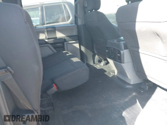 2017 Ford F-150 XL with VIN 1FTEW1CP6HFB74019, listed as a IAAI auction lot 40669140 with 87,200 mi miles. Bid and sale history available at carsss.com. Image 8.