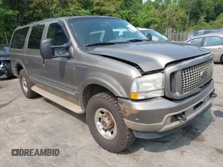 2003 Ford Excursion Limited с VIN 1FMNU43S83EC62057, выставлен на аукционе IAAI как лот 42392383 с пробегом 166 670 миль миль и . История ставок и продаж доступна на DreamBid. Изображение 1.