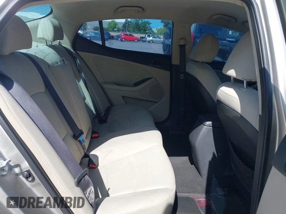 2014 Kia Optima LX with VIN KNAGM4A70E5482966, listed as a IAAI auction lot 42109539 with 194,519 mi miles and . Bid and sale history available at carsss.com. Image 8.