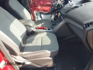 2016 Ford Escape SE with VIN 1FMCU9G92GUB70319, listed as a IAAI auction lot 41747240 with 114,158 mi miles. Bid and sale history available at carsss.com. Image 5.