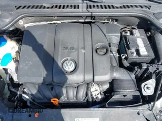 2012 Volkswagen Jetta SE z VIN 3VWDP7AJXCM339022, wystawiony jako IAAI lot #41688690 z przebiegiem 104 120 mil mil oraz . Historia ofert i sprzedaży dostępna na DreamBid. Obrazek 10.