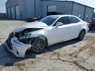 2017 Lexus IS 200t z VIN JTHBA1D2XH5051817, wystawiony jako Copart lot #58616015 z przebiegiem 124 661 mil mil oraz Szkoda całkowita • Salvage title. Historia ofert i sprzedaży dostępna na DreamBid. Obrazek 1.