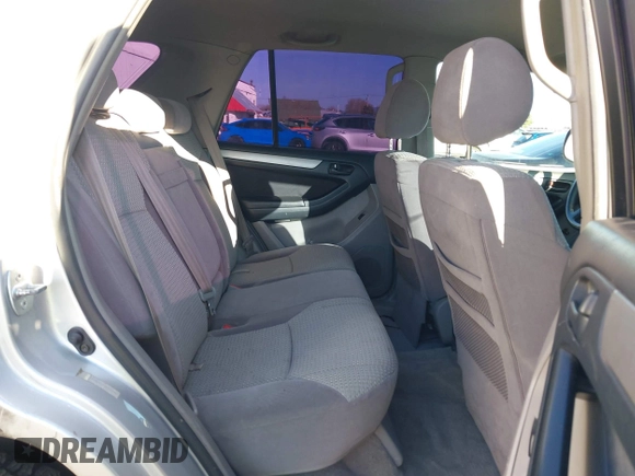 2004 Toyota 4Runner SR5 with VIN JTEBU14R340039985, listed as a IAAI auction lot 41679851 with 262,330 mi miles and . Bid and sale history available at DreamBid. Image 8.