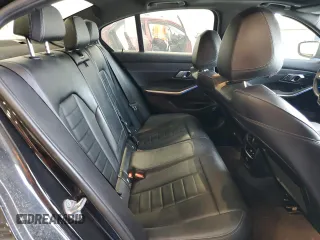 2022 BMW 3 Series 330i xDrive с VIN 3MW5R7J03N8C29897, выставлен на аукционе Copart как лот 57121585 с пробегом 29 303 миль миль и Списание • Salvage title. История ставок и продаж доступна на DreamBid. Изображение 10.