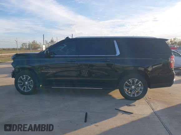 2024 Chevrolet Suburban LS with VIN 1GNSCBKD7RR221946, listed as a IAAI auction lot 40988374 with 19,394 mi miles and . Bid and sale history available at DreamBid. Image 14.