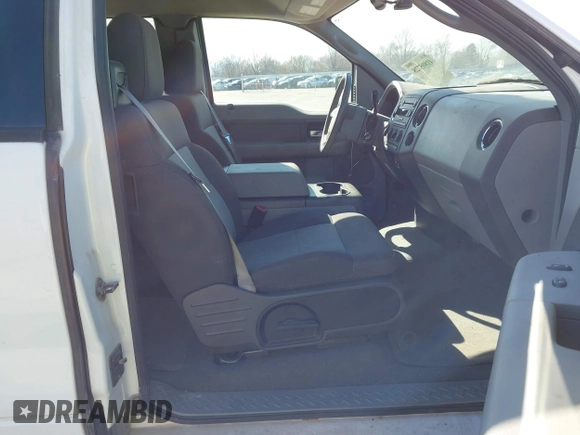 2006 Ford F-150 XLT with VIN 1FTPX14506FB19954, listed as a IAAI auction lot 41805728 with 146,069 mi miles. Bid and sale history available at carsss.com. Image 5.